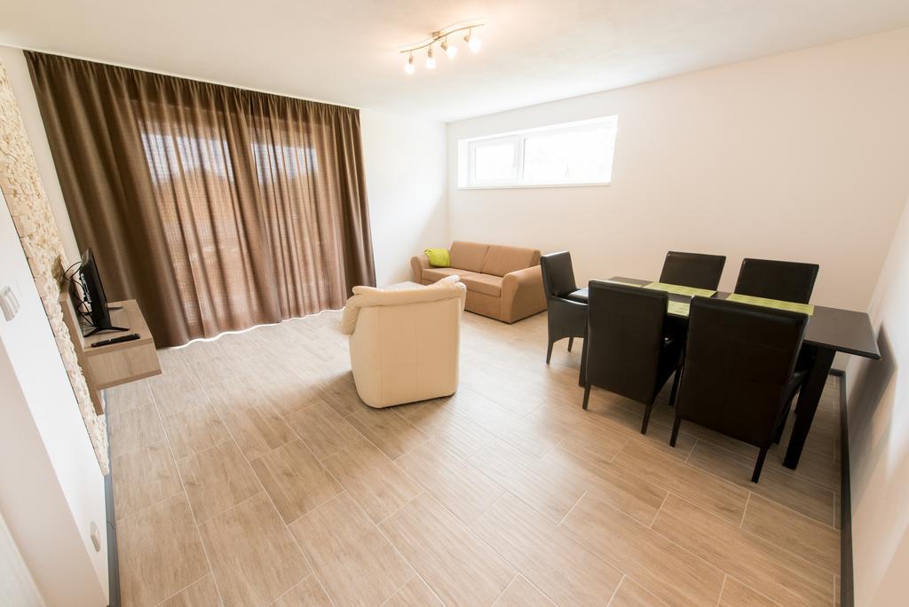 Apartmany 154 Lipno nad Vltavou Eksteriør billede